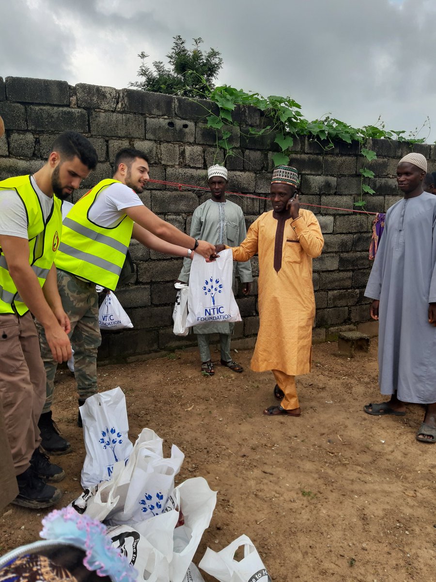 NTICFOUNDATION1's tweet photo. Once again, the foundation together with @TimetoHelpUK reached out to over 5000 less privileged people during the Eid kabir feast of sacrifice. https://t.co/TfKPcHAwBf