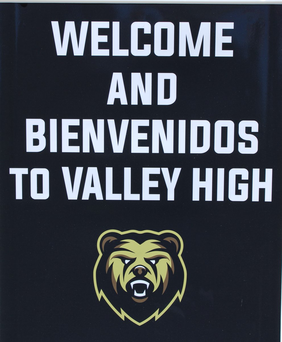 EUHSD's tweet photo. First Day at @vhsgrizzlies Welcome Back Grizzlies!!
#EUHSDFutureReady #EUHSDLearns https://t.co/95S1XwLUkL