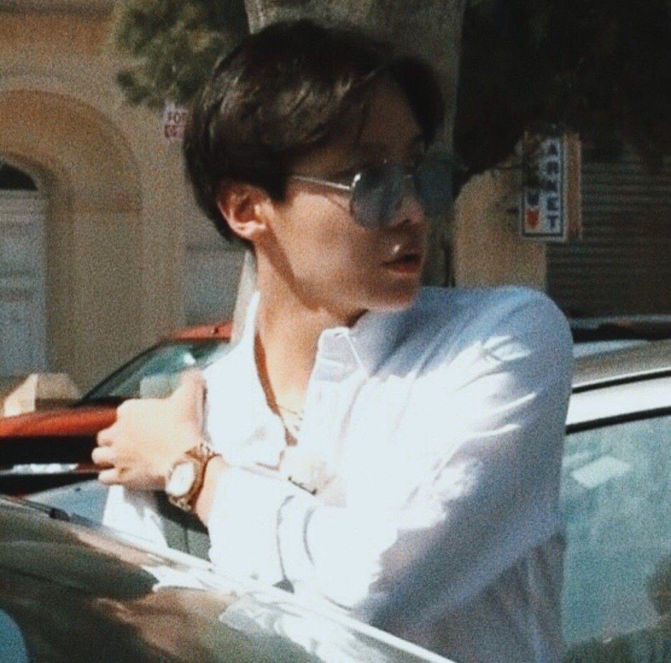 AigulSaddd's tweet photo. What a beautiful man 🔥🔥🔥💜💜💜🌞🌞🌞
As hot as the sun ... Stay he is the sun
I love you, thank you for being, Jeon Hoseok
#BTS
#HOTBTS
#HOTHOBI
#HOSEOK
#JHOPE
#ARMY
@BTS_twt 
@BTS_twt 
@BTS_twt https://t.co/jevKV6Rr2r