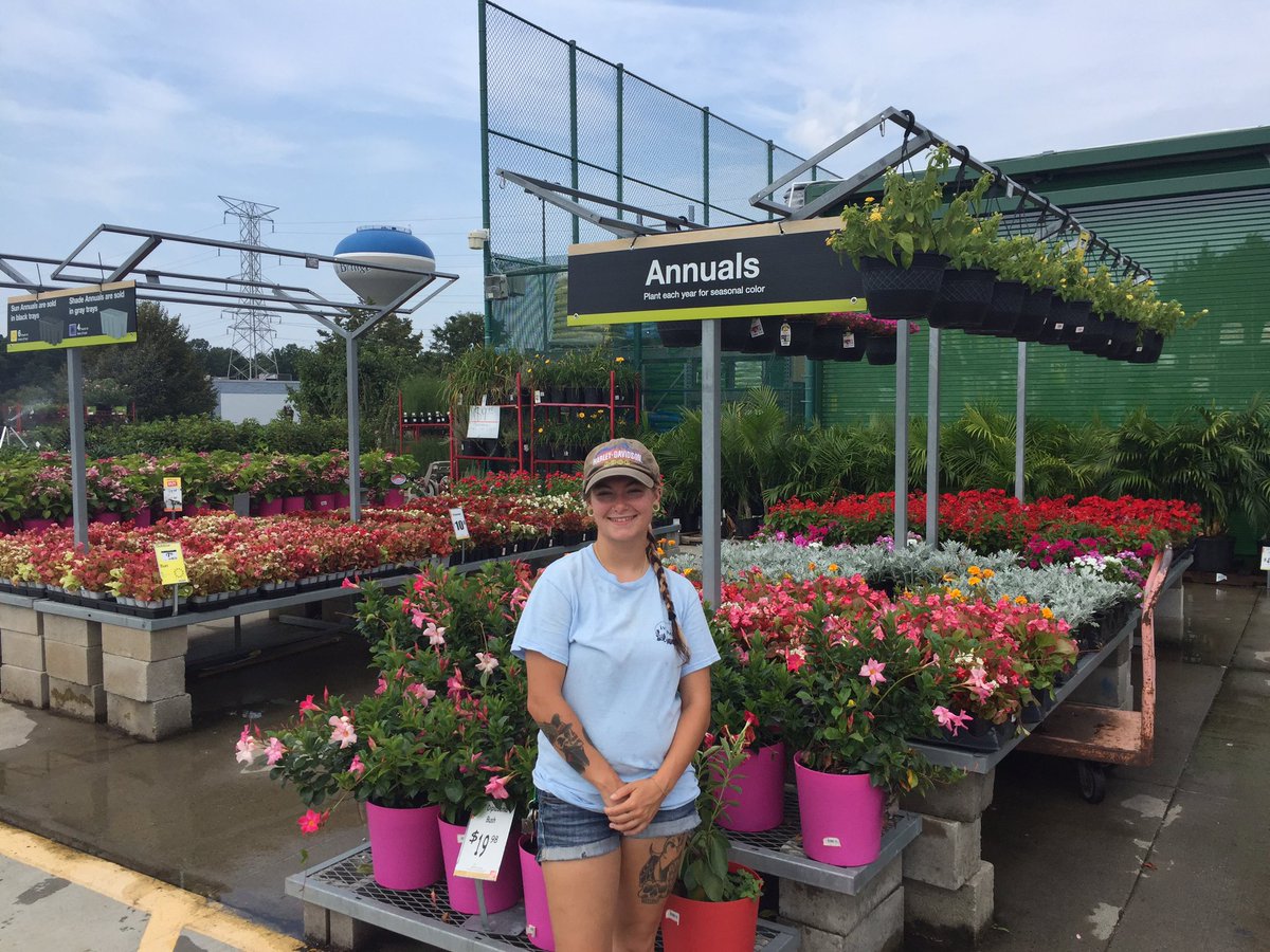 CardelfeHunter's tweet photo. @D_Liberato1 @ChristineTHD  Store #0957 is number 1 in live goods htd! Thats a huge win and something all of D28 and the plant vendors should be proud of. One person who has really stood out is Renee. Renee gave valuable support for ALL of the live goods to ensure our success. https://t.co/XBGhdMQNEg
