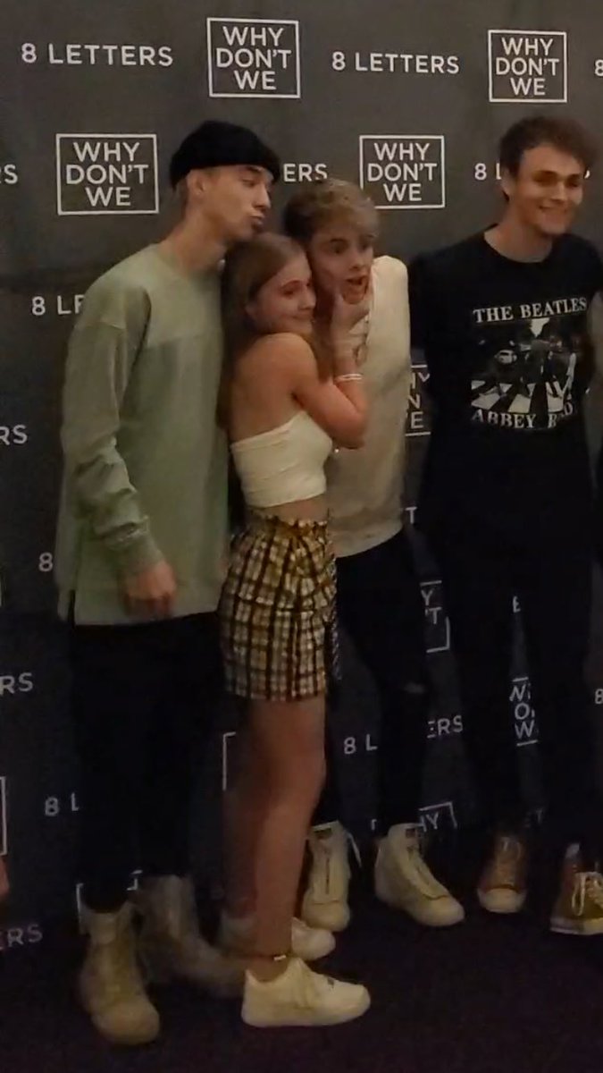 WITHYOUBESSON's tweet photo. my person 🥺 #alltheloveforcorbyn #smilesforcorbyn https://t.co/nizwRNI9zg