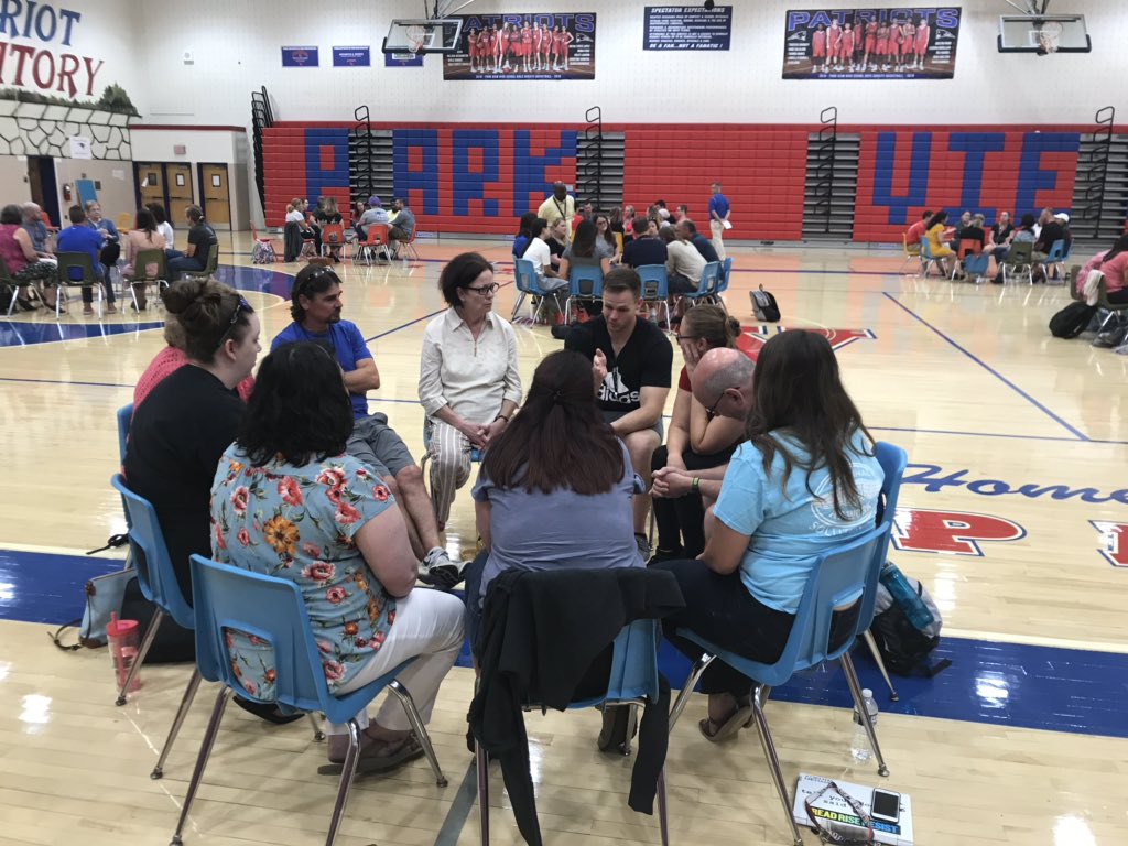 weziRthindwa's tweet photo. First day back with staff. Using restorative practice circles to reflect on keeping students at the center of it all. Love my school ❤️. #relationshipsfirst @Park_View_HS https://t.co/eRZN1Xbq3h