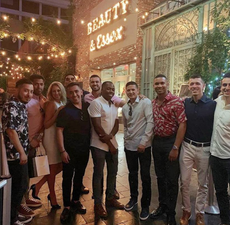 NWA Warriors not only compete to be the best agent on the team, they also strive to be the best teammate to one another. We wish anyone reading this prosperity, growth, and a week of winnings! #Wednesdayvibes #TeamTrip #LA