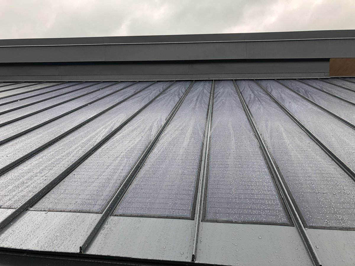 nextgenrenew's tweet photo. Fantastic looking solar on a standing seam roof. Suitable for domestic or commercial application. . Get in touch for more details.
#BIPVco #ngre https://t.co/R9IupxWI2D
