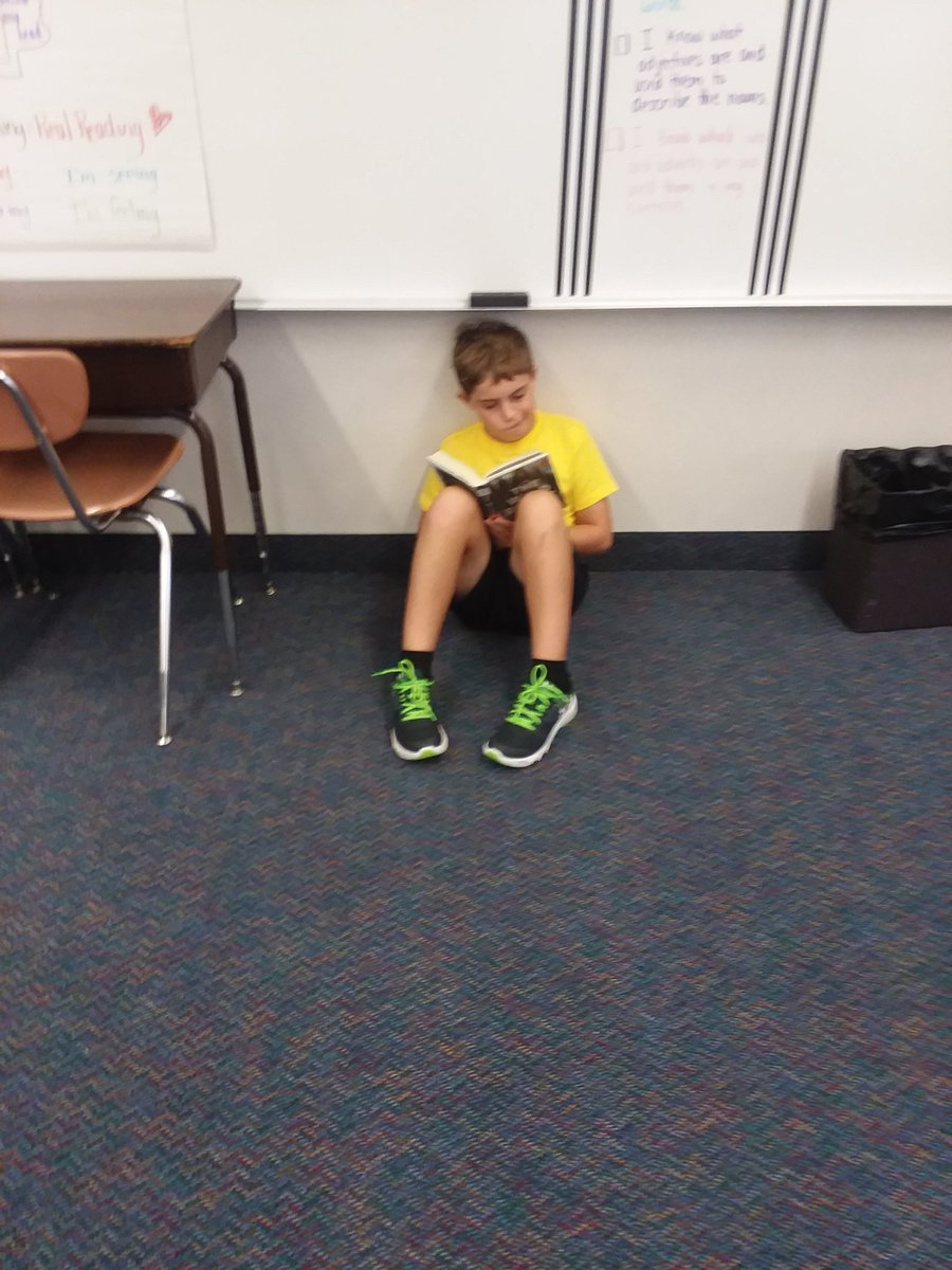 michellefultz4's tweet photo. Practicing "Read to Self" https://t.co/vFhJGR4uUe
