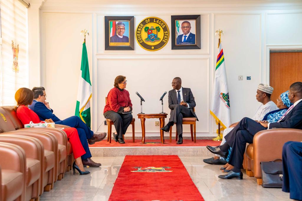 drobafemihamzat's tweet photo. Today, I joined H.E @jidesanwoolu in a meeting with Mrs. Claire Pierangelo, Consul General of the US Consulate in Lagos. We discussed strategic partnerships that will be mutually beneficial and we look forward to a good working relationship. 

#ForAGreaterLagos https://t.co/8UyGG4P4WQ