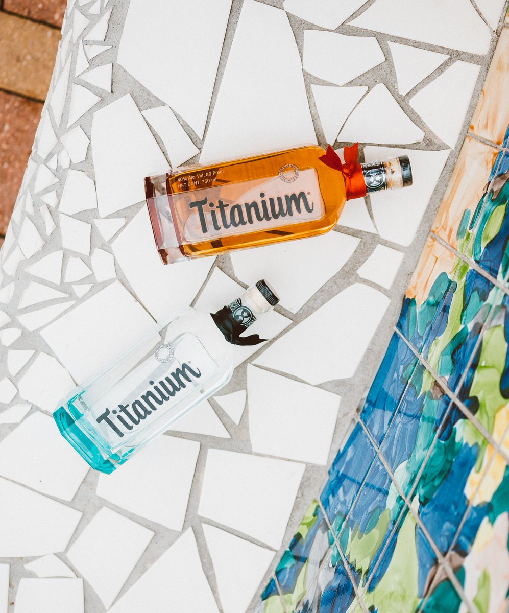 titaniumtequila's tweet photo. When you're in charge of bringing drinks. https://t.co/zuZw05azw9