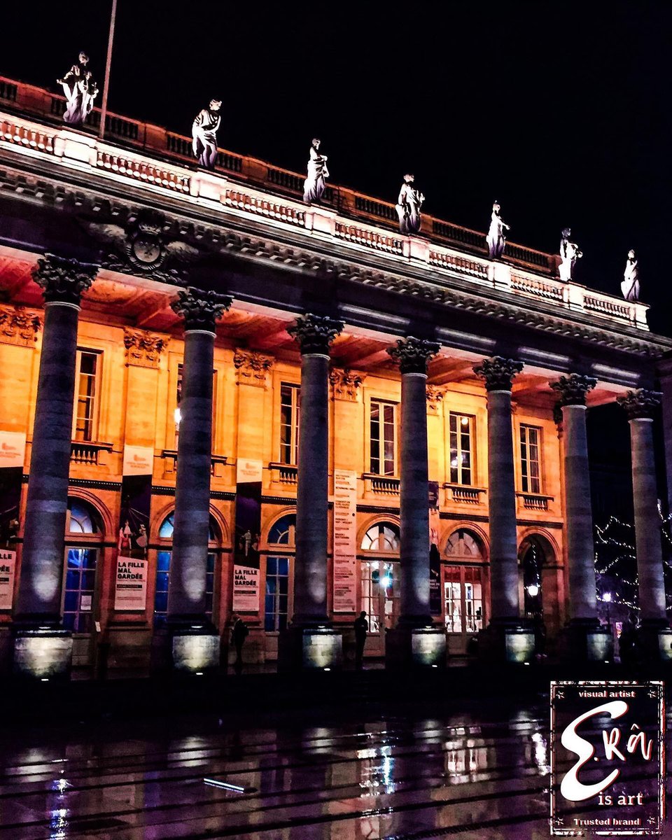 E Ra The Culture And The Arts Are Very Important In The Gironde Capital The Grand Theatre Is One Of The Most Famous Monuments Of Bordeaux It Was Conceived As A