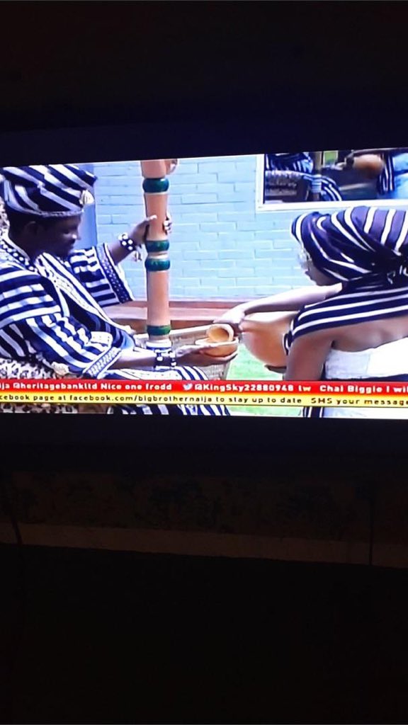 AnuoluwapoOgu14's tweet photo. I am a proud mother!!!! I repeat, I am a proud mother and my son is not your mate!!!!! π©π©β€οΈβ€οΈβ€οΈβ€οΈ
#BBNaija #Seyi #Sugardaddy #TorTIV #SucrePAPITO #teamseyi #HeritageBankTask https://t.co/ayajwXUgrw
