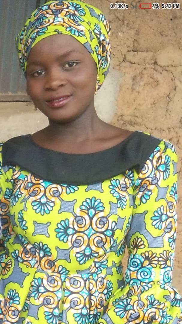Hey twitter fam,please do your thing,her name is khadija she is my neighbor she has been missing since yesterday,last location jos,plateau state. 
Please contact me if you have seen her(no family member of hers is on twitter) please retweet.This is so sad😩