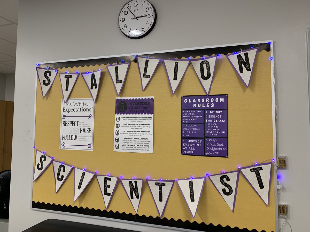 First day of school ✔️ #StallionScientist