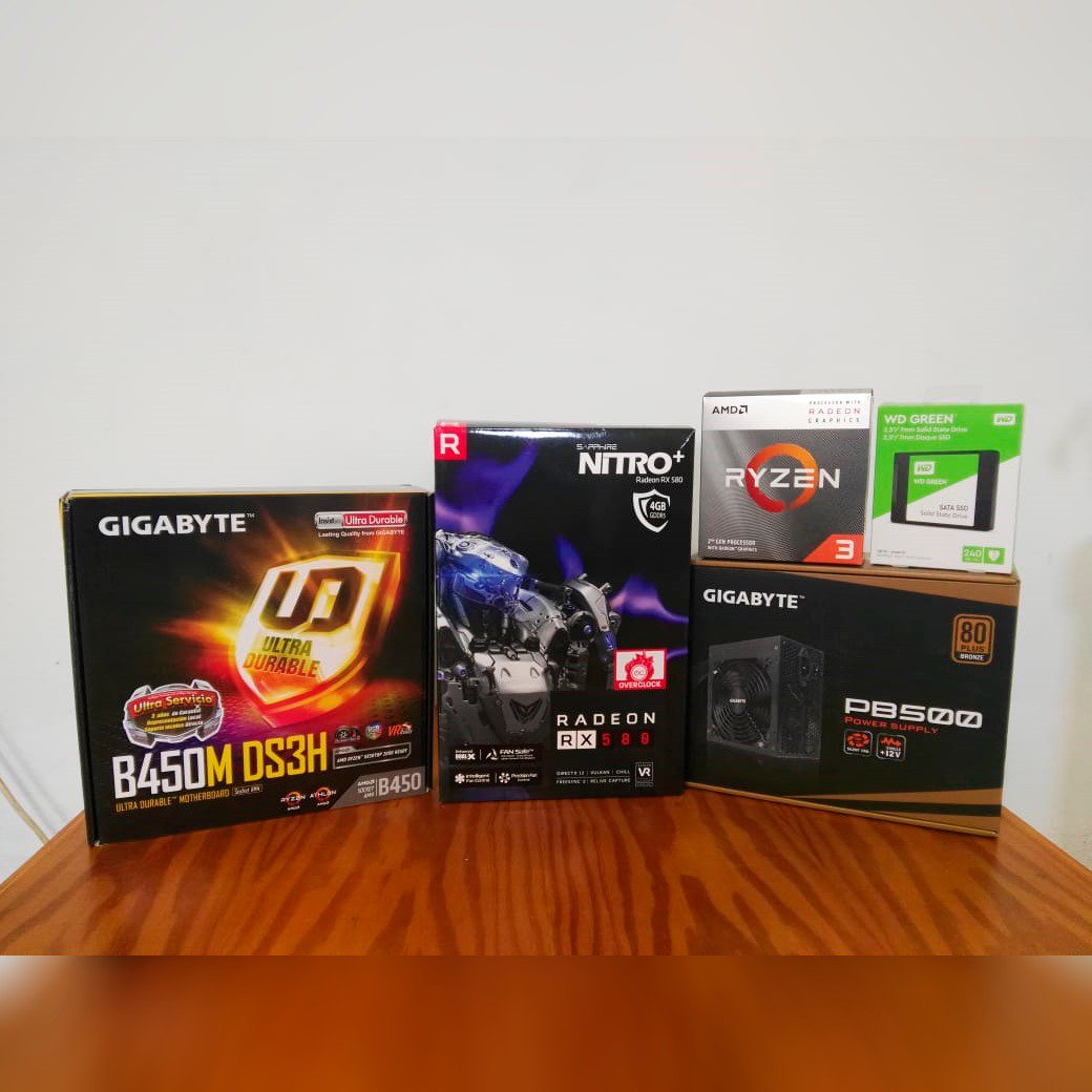FrainhardC's tweet photo. PC Gamer recién armada. Lista para que la vengan a retirar 💪😍

#pcgamer #hardware #amd #ryzen #pc #gamer #sapphire #gigabyte #westerndigital #fortnite #diadelniño #agosto #tecnologia #informatica https://t.co/50terExtAS