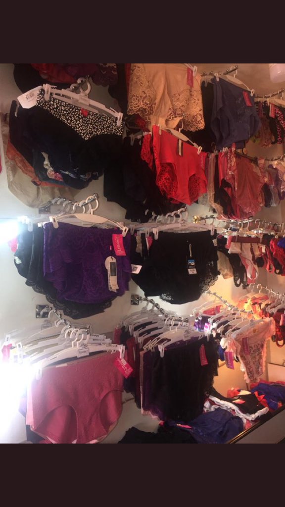 DIPMED1's tweet photo. I sell sexy and quality lingerie ladies please RT till I find my customer π
@DIPMED1 @completeunderw1 #lingerie #completeunderw1 #LIVCHE https://t.co/ow22CxKZiH