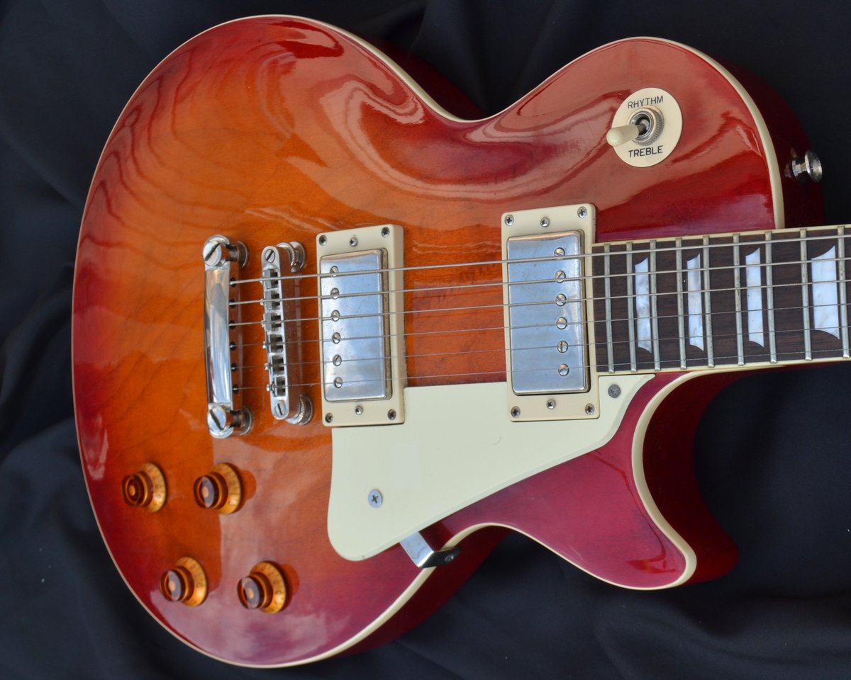 tonetweeter's tweet photo. Epiphone Les Paul Electric Guitar - Great looking and sounding Les Paul without breaking the bank . Few marks but nothing major - £225 #lespaul #epiphone https://t.co/Gwd4aLZq72