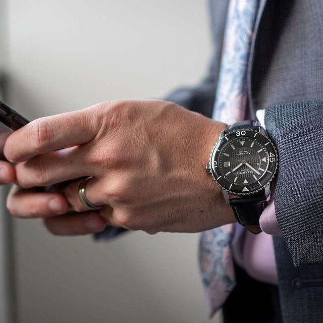 WatchItAllAbout's tweet photo. Check out my latest review, the @blenheimlondon Navi Pro! Head over to https://t.co/e8Z3EHBUEa to watch the video.
#blenheimlondon #navipro #blenheimlondonwatch #watchitallabout #watch #watches #wristcandy #wristgame #watchfam #watchlover #womw #wristsh… https://t.co/dmtmUy7mIe https://t.co/KaX6oXQien