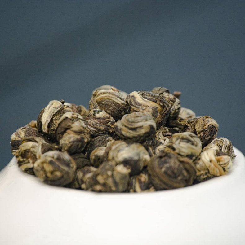 mem_tea's tweet photo. Get up close and personal with a dose of #JasminePearls in this gorgeous photo from our friends at @flightcoffeeco. #Yum! • #LetsSteepTogether • #TeaLifestyle https://t.co/LYZYIBiyWE