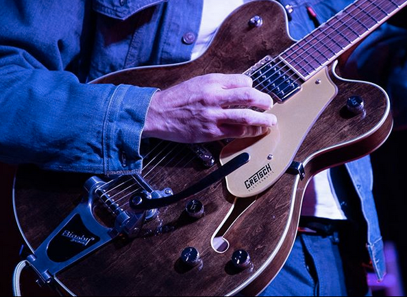 GretschUSA's tweet photo. Our #Gretsch #Electromatic Center Blocks got a makeover this summer with new pickups and new finishes, including this Imperial Stain beauty. #new #soundofhonor #playproud #centerblock #gretschguitars #gretsch https://t.co/hTwTc7w7ew https://t.co/KnqplwN9O5
