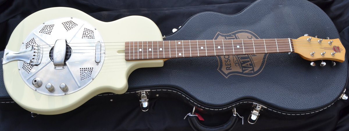 tonetweeter's tweet photo. National USA Reso-Phonic Res-o-Tone . Great sounding USA built resonator - Excellent condition and comes with its original hard case £1299.99 #nationalguitar #resotone https://t.co/7JSHOffGCt