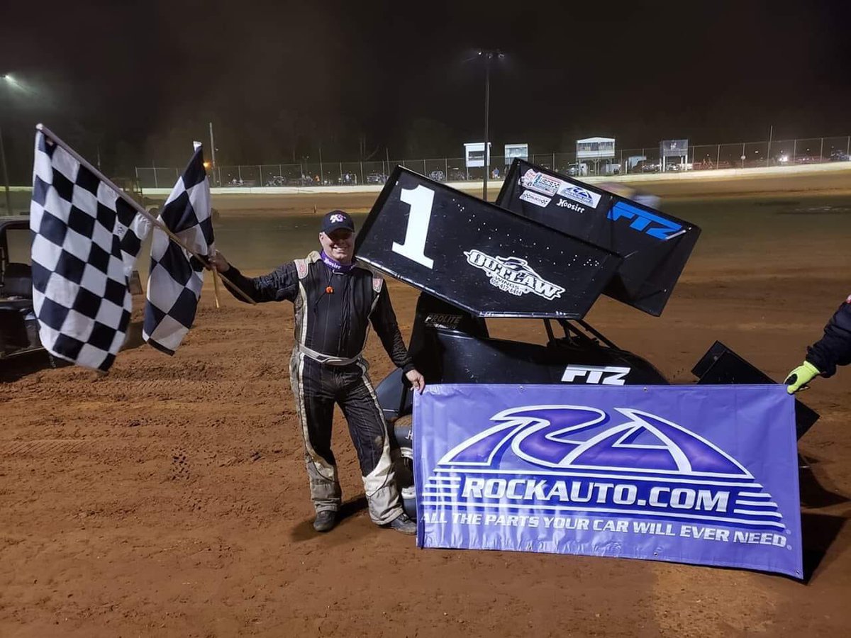 PMPChassis's tweet photo. On July 27th Bobby Z picked up the win at Riverside during USCS competition! #pmpchassis #pmpwinning https://t.co/2mzDtzbGO5
