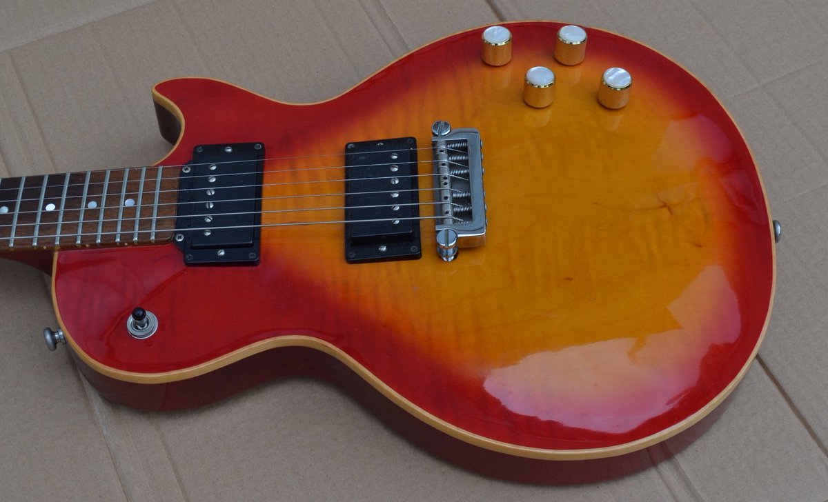 tonetweeter's tweet photo. 93 Gordon Smith Graduate Les Paul Electric Guitar - Superb quality throughout and versatile due to the coil tapped pickups - very good used condition £649.99 #gordonsmith #lespaulkiller https://t.co/oE64l2rH0e