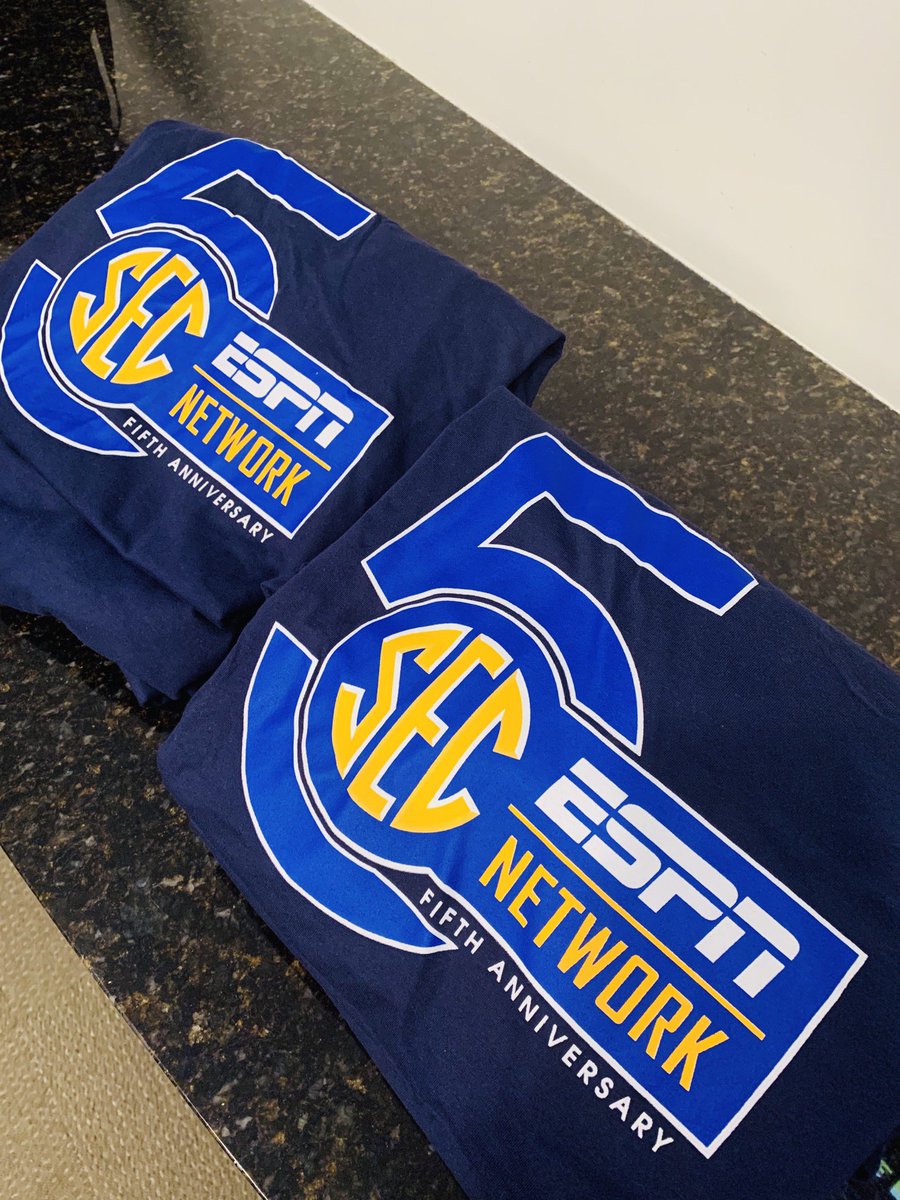 SEC's tweet photo. A whole celebration 🎂
Happy birthday, @SECNetwork!! We ❤️ you. #5ECNetwork https://t.co/f80cKVFJkd