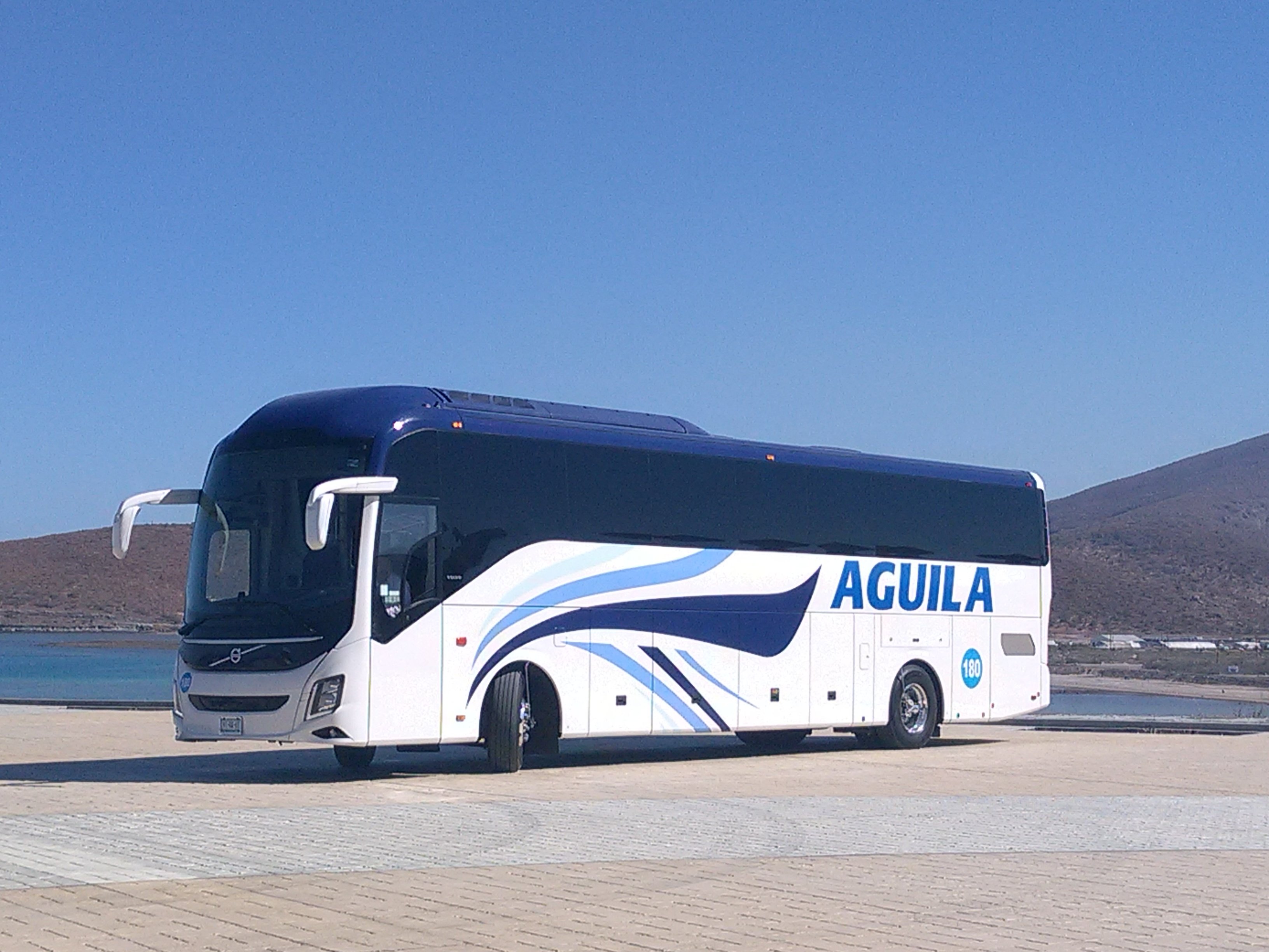 Twitter 上的 AUTOBUSES AGUILA：