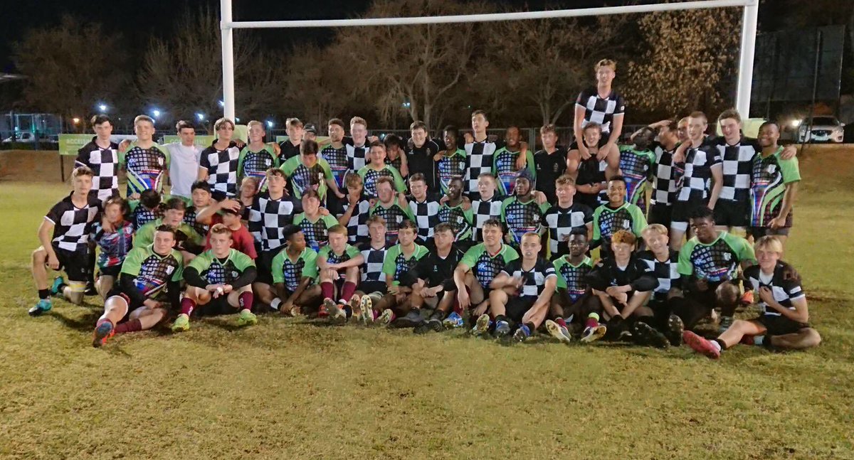 TamrynEDST's tweet photo. @CranbrookSch few glimpses of the first fixtures on tour...tough games, but never gave up!!!
#MakingMemories @edwindoransport https://t.co/K497L2rt0I