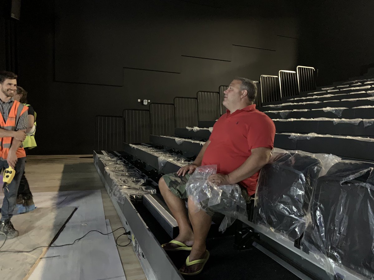 Papps7's tweet photo. I was lucky enough to have a tour of the new theatre this evening with @stevemargetts &amp; the brilliant @LUXTechnical team. Just WOOOOOOWWWWWWWWWW!!!!!Hands down the best facility of its kind in this South West. Here’s a sneak preview of what to look forward to in September 😀🤩😀 https://t.co/bmRIDFvYcI