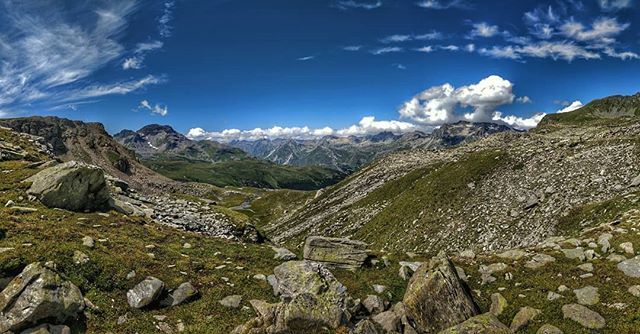 zuja1983's tweet photo. Alle discese preferisco da sempre le salite.

#swizerland #engadin #LejSgrischus
#valdiFex #mountains #nature #travel #landscape #hiking #photography #adventure #naturephotography #mountain #travelphotography #trekking #photooftheday #outdoors #love #sky… https://t.co/yK1pAlm2ea https://t.co/o1c2BYrjaz