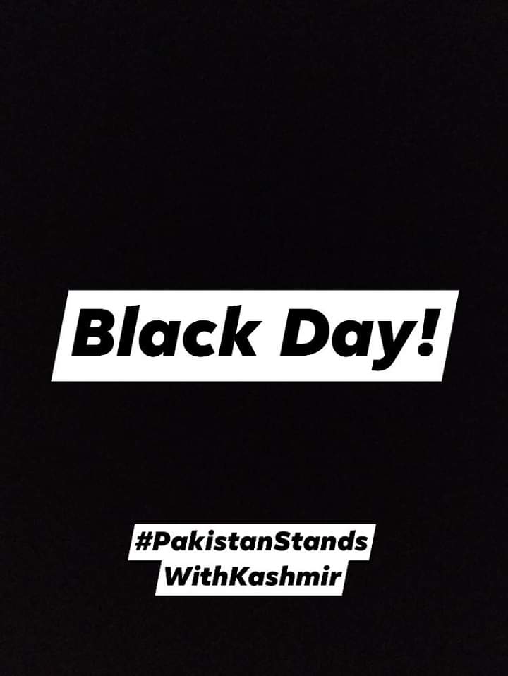 mukaramaftab's tweet photo. #PakistanStandsWithKashmir #freekashmirfromindia #GotohellModi
#BlackDay https://t.co/qACKQpjzO6