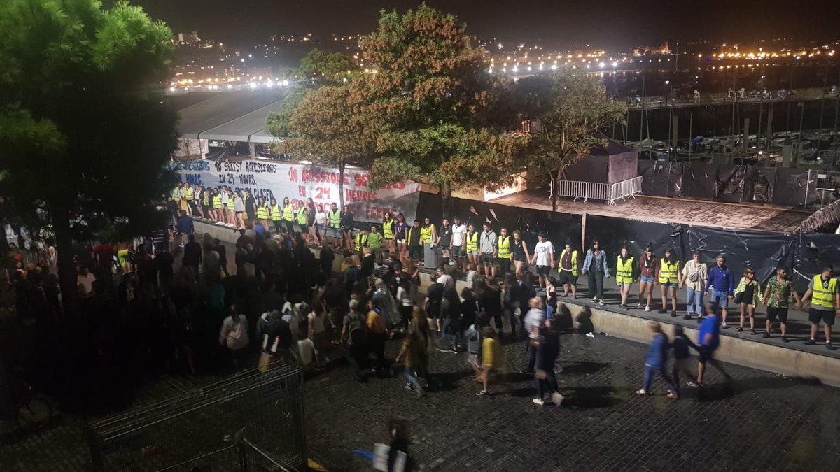 Aski da!! Erasorik ez erantzunik gabe!!