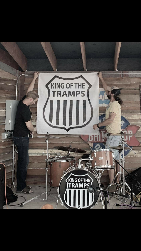 TrampsKing's tweet photo. Playing Marshalltown, Iowa,  this Friday!  Like or comment for more details! https://t.co/CpQ7nIEkGk