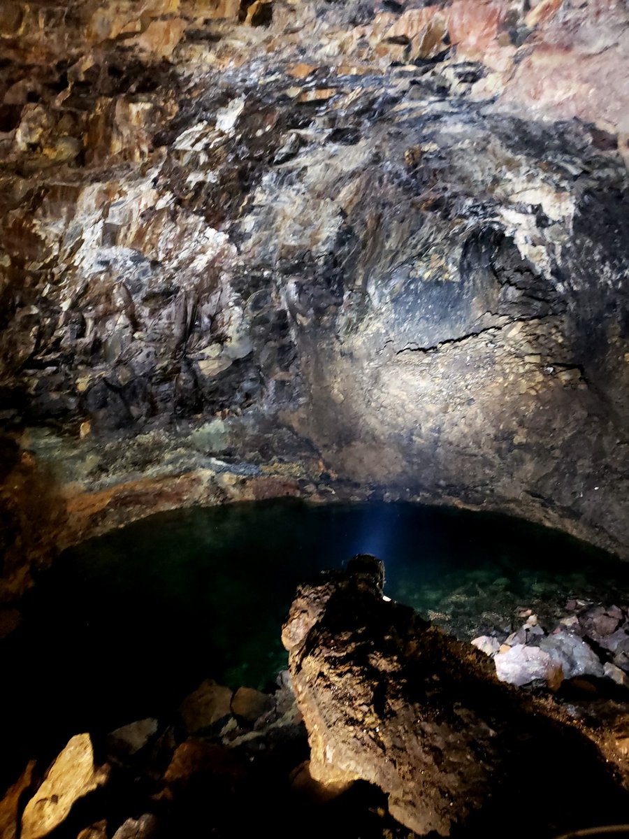 devin_johnson3's tweet photo. Went deep into the earth today. Cold n wet. #cavepainter https://t.co/eouNk0njXC