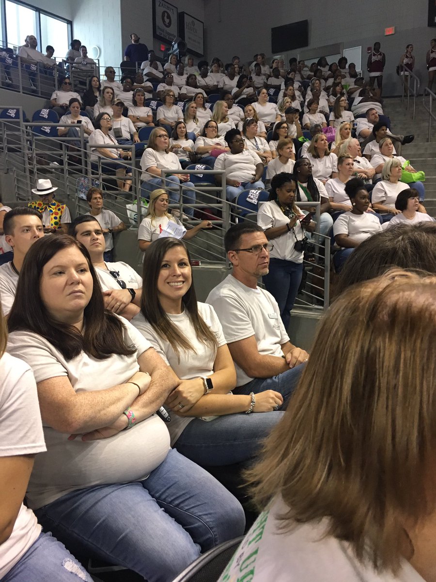 LBC Middle School tweet media