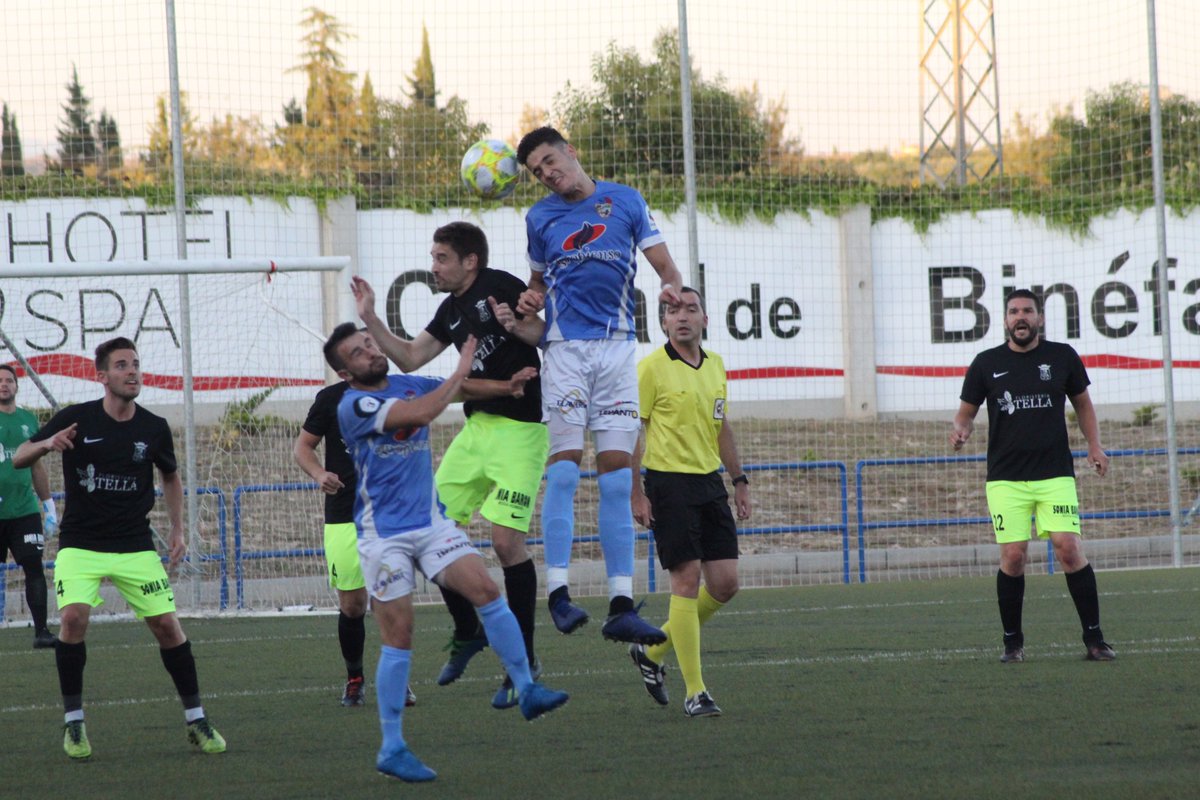 El <a href="/cdbinefar/">Club Deportivo Binéfar</a> y la <a href="/ferrancafutbol/">Peña Ferranca Fútbol</a> han empatado a uno en un partido amistoso disputado en Los Olmos. Nano Lasheras adelantó a los ferranqueros y Feliu empató para los celestes en la segunda mitad. <a href="/futbolaragones/">LA CRÓNICA</a>