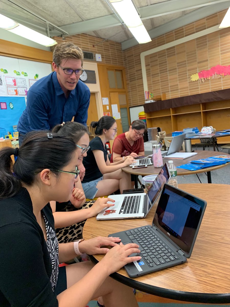 WWP_WorldLang's tweet photo. Amazing PD today with Mandarin Matrix trainer Eric Chipman. Chinese teachers learning a lot and having fun！ https://t.co/pXl876vz3k