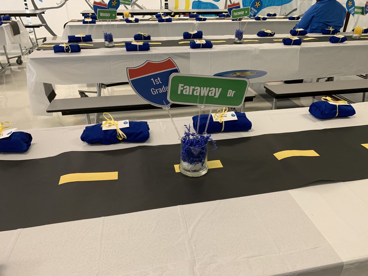 ConderStars's tweet photo. Room transformation was a hit at our welcome back session this morning @ConderStars! Special thanks to @RegiStrick @nixiemiller1 @WillieAP34 @PaulaChina1 @TammerRoberts @shayes330 for making this vision come to life! #conderispremier #PremierStartsHere https://t.co/KbSI2v3Hy9