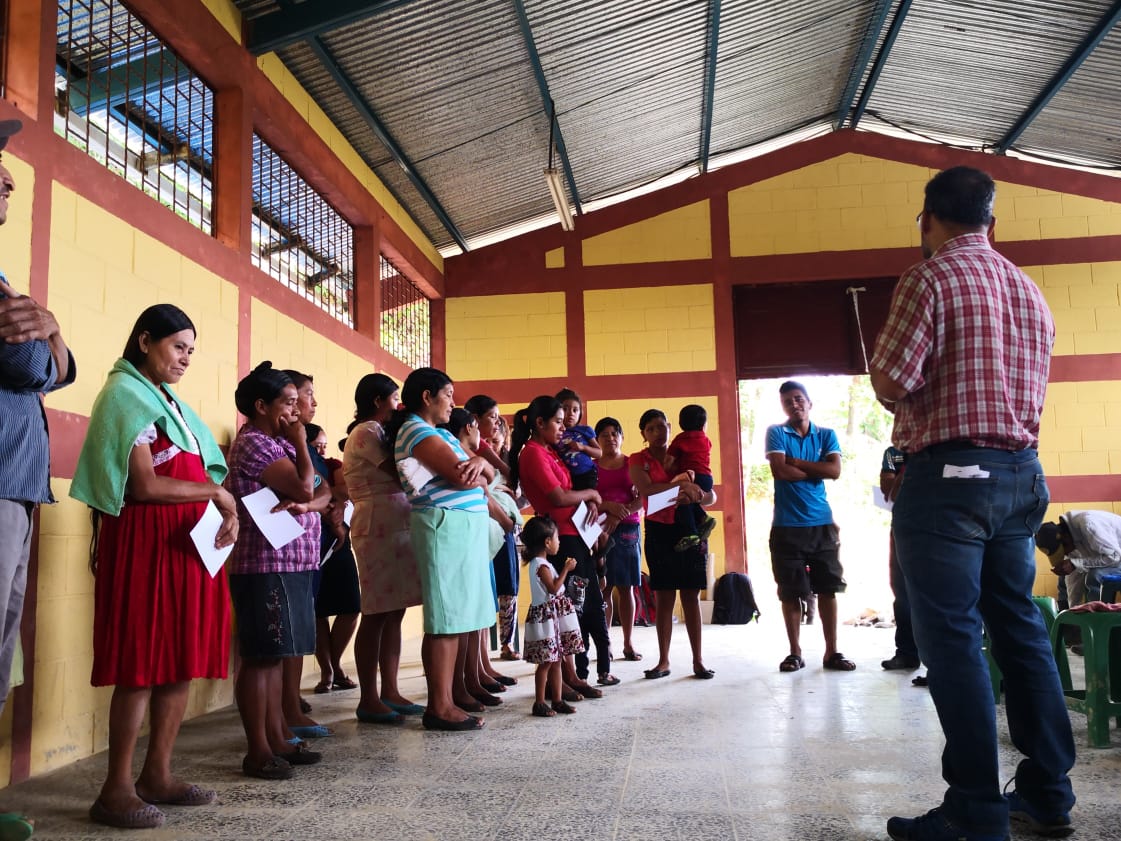 TMG_think's tweet photo. #ClimateSDGIntegration project conducting #community workshops in #rural #SanJuanErmita, #Guatemala to learn about experiences with #development interventions and #EcosystemBasedAdaptation to #ClimateChange
@AdimiAsociacion @WWF_MAR @iki_bmu #EnvironmentalConservation https://t.co/9VJT0Mlp2n