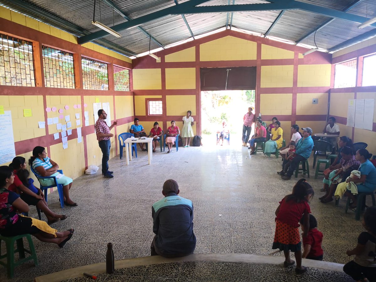 TMG_think's tweet photo. #ClimateSDGIntegration project conducting #community workshops in #rural #SanJuanErmita, #Guatemala to learn about experiences with #development interventions and #EcosystemBasedAdaptation to #ClimateChange
@AdimiAsociacion @WWF_MAR @iki_bmu #EnvironmentalConservation https://t.co/9VJT0Mlp2n