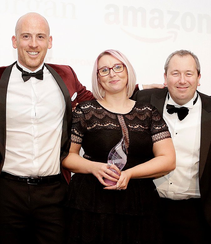 BeYonderLtd's tweet photo. Just when you think you can’t be stretched or #smile enough, these #beauties pop up in the latest @Scot_WIT awards link 🥰💞 one of the best @SmartSTEMs photos to date #nailedit #rockit #workit #tech #charity #diversity #STEM2STEAM #rose .... 😂💚  
https://t.co/9MqeE4AhJG https://t.co/tlKjlENoZV