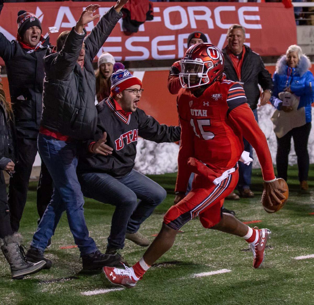 utahathletics's tweet photo. @Utah_Football @jason15shelley Memories... https://t.co/qMTGWpmOS6
