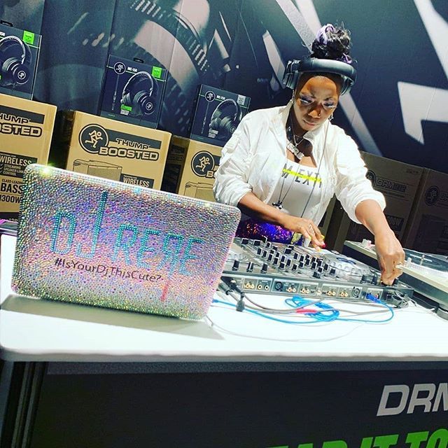 DjReRe's tweet photo. #Shoutout to @djprecisionmusic @djeloygarcia @starsunshipfly and EVERYONE from @mackiegear - @djrere from #miami #djexpo2019 #mackie #mackiedj #mackiedrm #mackiethump #dj #IsYourDjThisCute? #CuteAF #REmixedEvents #MiamiFemaleDJ #tour #DjReЯe https://t.co/K2ZsW1uWl3 https://t.co/5JVnSU667x