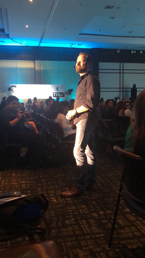 aeiecuador's tweet photo. #GYE | #DuncanWardle ex Vicepresidente de Innovación de Disney Co. en #TIDco2019 expresa que: “diversity is innovation”, la mayoría de las organizaciones no entienden la importancia de la diversidad
@TIDCoLatam @BancoPacificoEC #ideapartner https://t.co/dNEePCO89W
