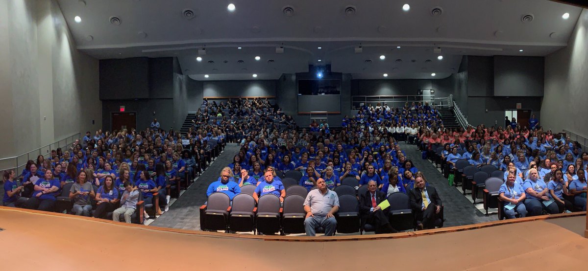 DiffDiscipline's tweet image. Another win for Restorative! 5 different cities and over 1200 educators getting to hear about the power of relationships and connections! #5Cities1Day #ComingToACityNearYou #BusDriverTraining #FoodServiceTraining #ParentTraining 
#ConnectB4Content #RestorativePractices
