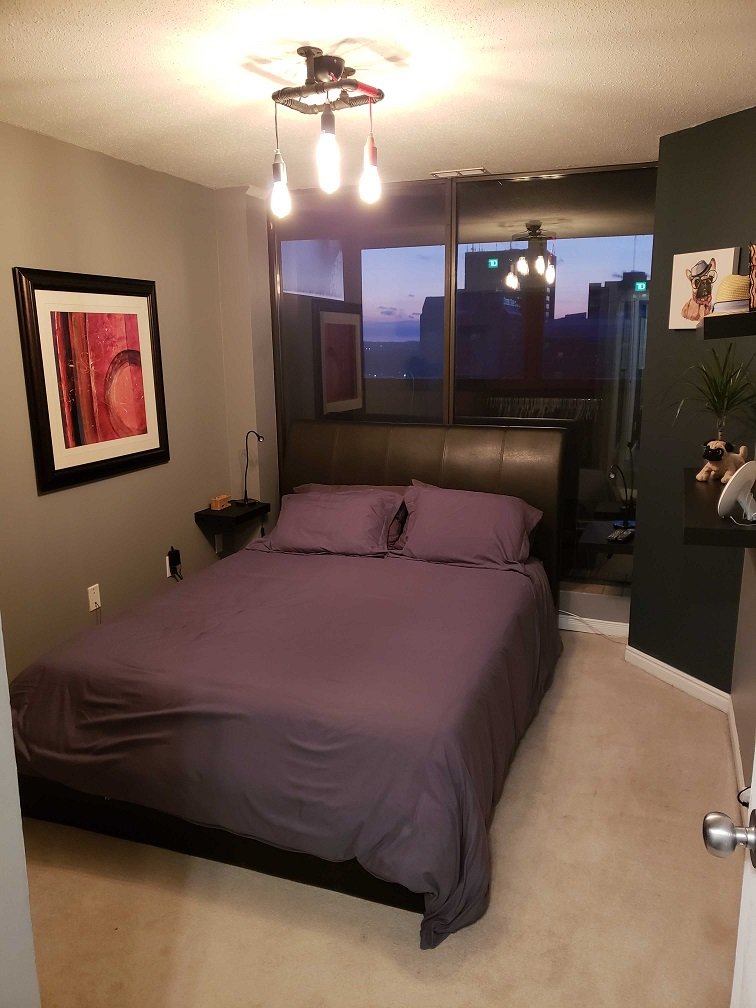 leaseourhouse's tweet photo. #London #Apartment for #RENT 1Bed 1Bath **PET FRIENDLY** Available Sept 1 $1,500 Utilities included Million dollar view. 1 Br Condo overlooking the city with large 750 sq ft enclosed balcony on the 20th floor. Salt Water pool, fitness center, sauna ..
https://t.co/u6lP76X27f https://t.co/xirkhQfS8Q