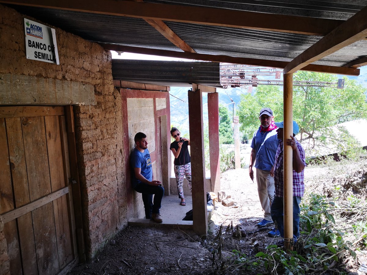 AdimiAsociacion's tweet photo. Estudios de casos en Jocotan, Guatemala, sobre medidas de Adaptación en Ecosistemas #AbE con @TMG_think @WWF_MAR

"El desarrollo comunitario no sólo depende de intervenciones de proyectos sino de voluntad comunitaria para la implementación y seguimiento" https://t.co/pFK43Ei1h1