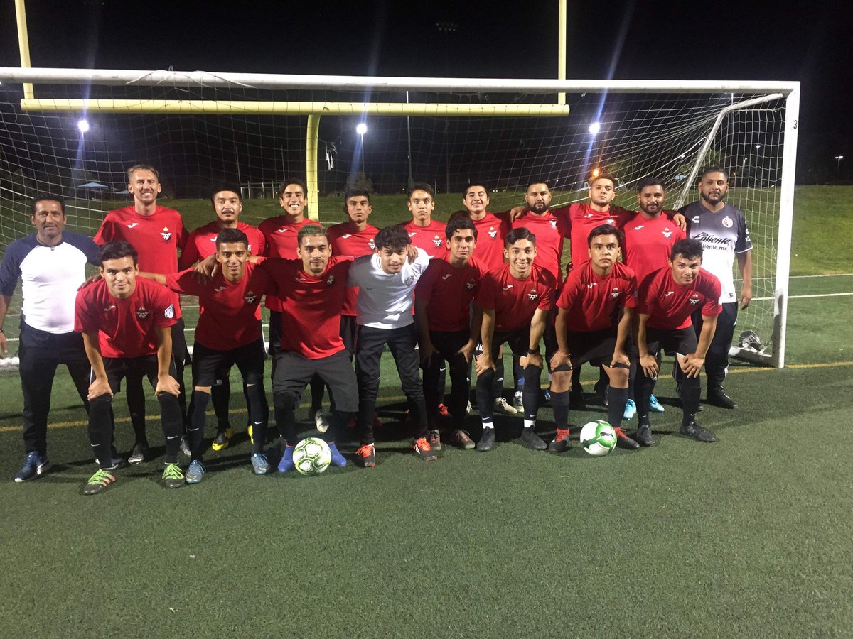 santosfcupsl's tweet photo. Our first UPSL friendly game was total success! #santosfc #fisc #upslwesternconference #friendly #allday #roadwin #upsl #soccer #sd #tj #la https://t.co/qOUQJn83Pb