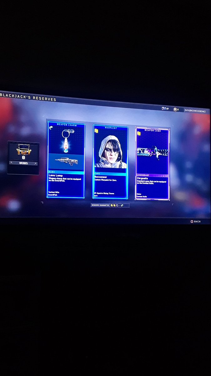 bonezizthatguy's tweet photo. @Activision This how yall feel ?? 60 tiers to get a weapon bribe and yall still give me duplicates not even a mastercraft??? OK! https://t.co/VJSxjfv5rZ