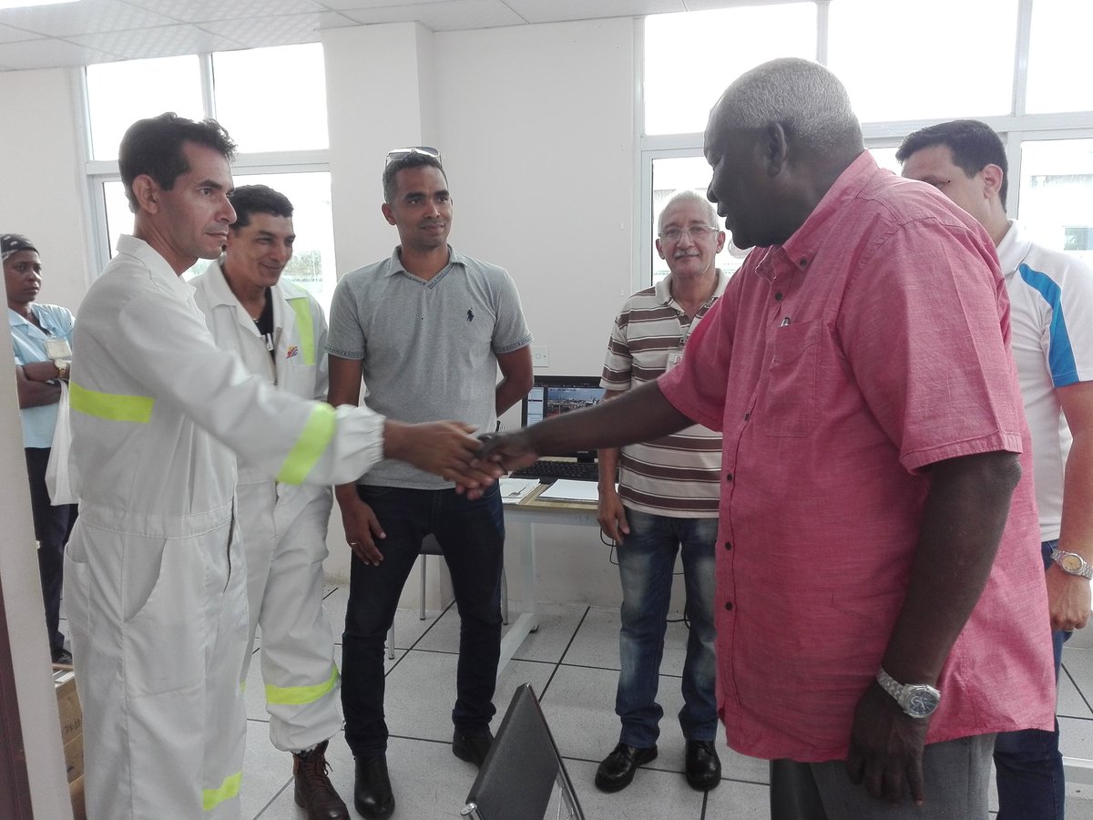Compromiso de los trabajadores, esfuerzo por concretar resultados, en la terminal multipropósito de Santiago de Cuba#Somoscontinuidad