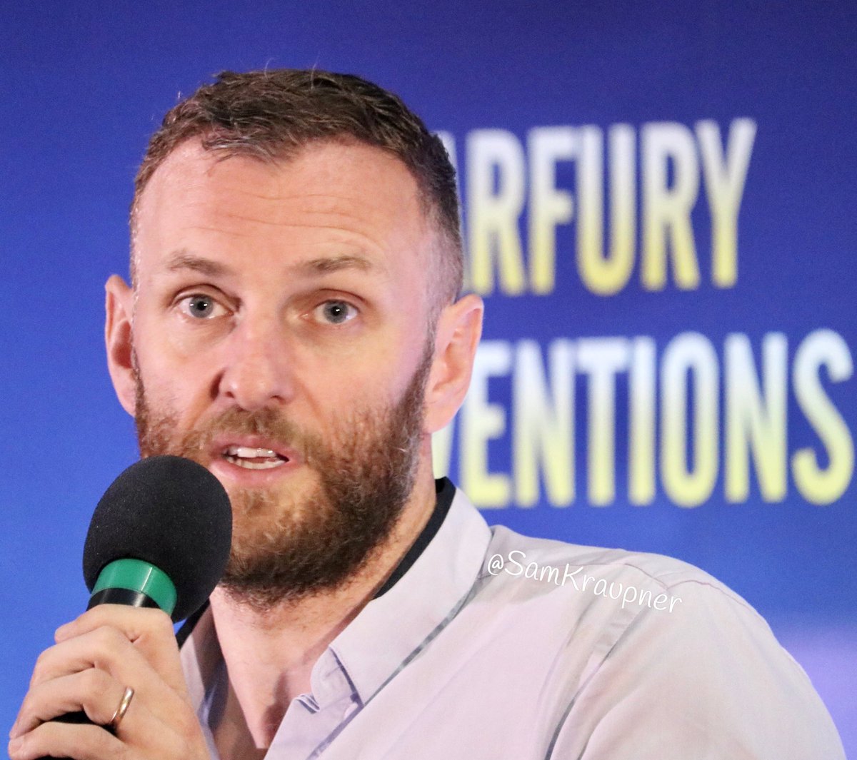 SamKraupner's tweet photo. It was so great to see the amazing @MrStevenCree again this weekend at the @starfuryevents #Highlanders4. It wouldnβt be a Highlanders Event without him! Here are a few of my favorite pictures I got of him this weekend.
#Outlander #StevenCree #IanMurray https://t.co/DPgDSZfe6Y